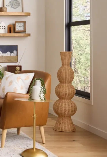 Floor & Oversized Décor